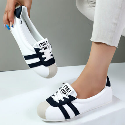 کالج زنانه مدل میومیو رنگ سفید مشکی کد 65110