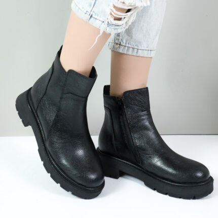 نیم بوت زنانه رنگ مشکی ضد آب بغل زیپ دار فلوتر 702 کد 64888