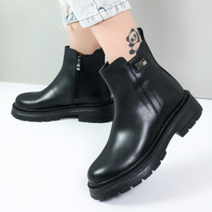 نیم بوت زنانه رنگ مشکی طرح چرم مدل میلان زیپ دار ضد آب کد 55648