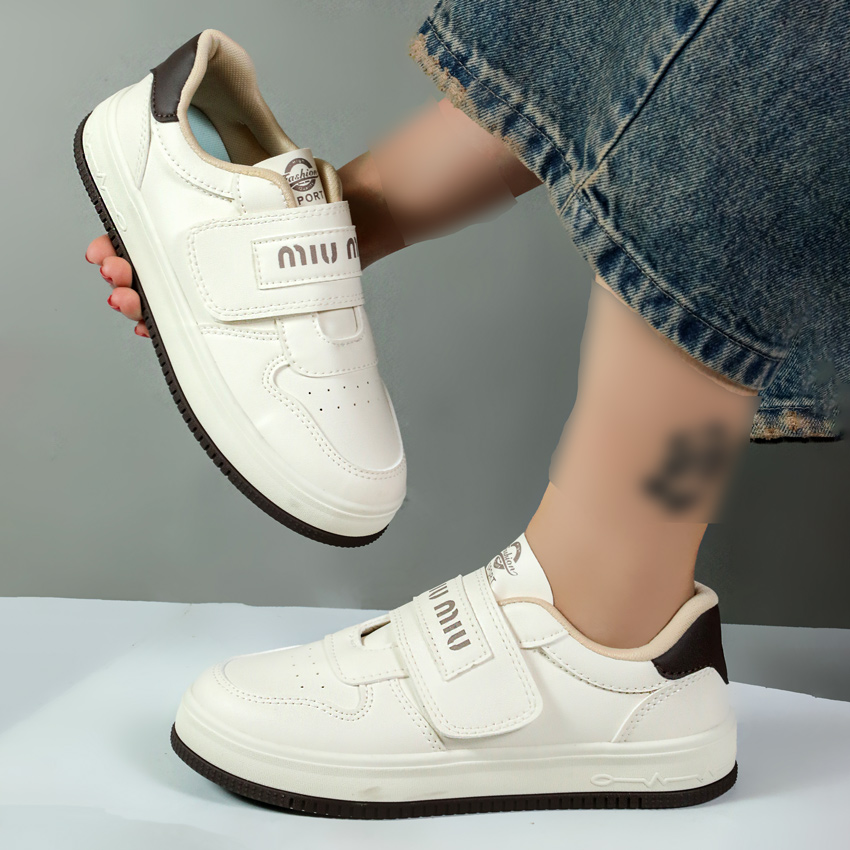 کفش کتونی زنانه مدل میومیو تک چسب رنگ کرم قهوه ای کد 004102 کفش کتونی زنانه مدل میومیو تک چسب رنگ کرم قهوه ای کد 004102