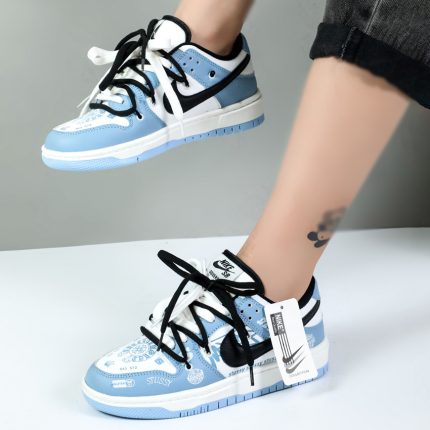 کتونی نایک زنانه مدل دو بند stussy آبی سفید کد 001683