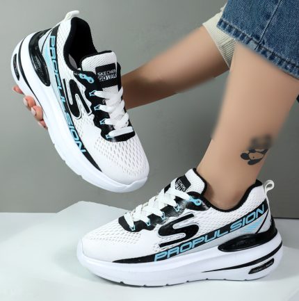 کتونی اسکیچرز زنانه اسپرت ورزشی Sketchers رنگ سفید آبی مشکی کد 0441121