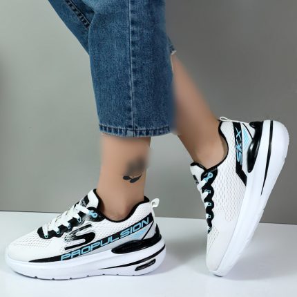 کتونی اسکیچرز زنانه اسپرت ورزشی Sketchers رنگ سفید آبی مشکی کد 0441121