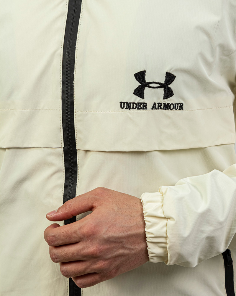 سویشرت مردانه بادگیر ضد باران مدل آندر آرمور Under Armour رنگ سفید کد 34566 سویشرت مردانه بادگیر ضد باران مدل آندر آرمور Under Armour رنگ سفید کد 34566
