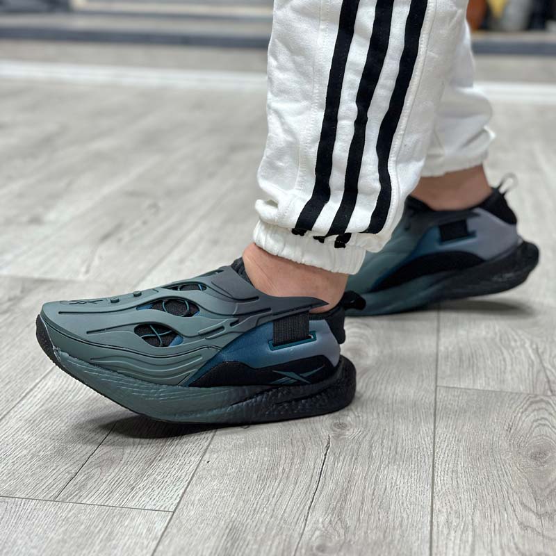 کتونی اسپرت ریباک REEBOK کد 17665 کتونی اسپرت ریباک REEBOK کد 17665