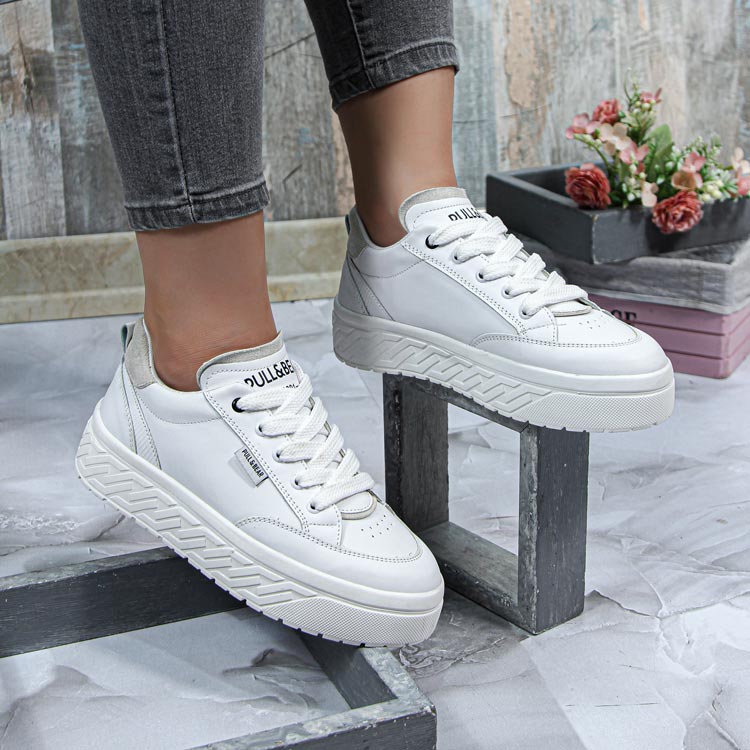 کفش کتونی زنانه رنگ سفید مدل پول اند بیر pull&bear کد 98225 کفش کتونی زنانه رنگ سفید مدل پول اند بیر pull&bear کد 98225