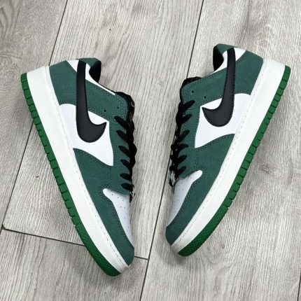 کفش کتانی اسپرت مردانه رنگ یشمی مدل نایک ایر NIKE کد 34862