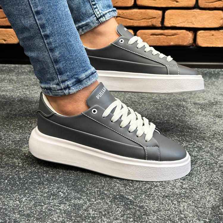 کفش ونس مردانه رنگ طوسی تیره سفید مدل پول اند بیر pull&bear کد 2950 کفش ونس مردانه رنگ طوسی تیره سفید مدل پول اند بیر pull&bear کد 2950